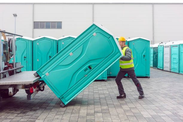 Best Portable bathroom rental  in Highland, CA